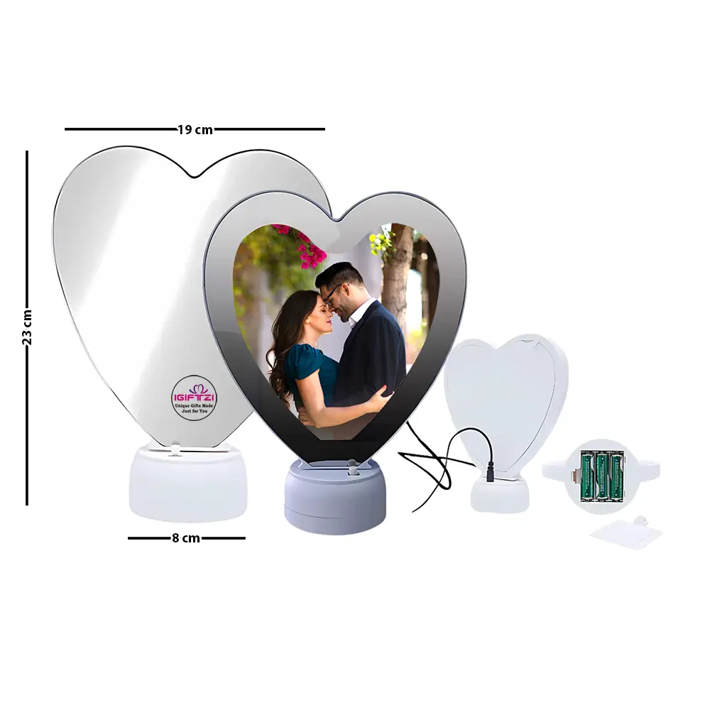 Magic-Mirror-Heart-01.webp